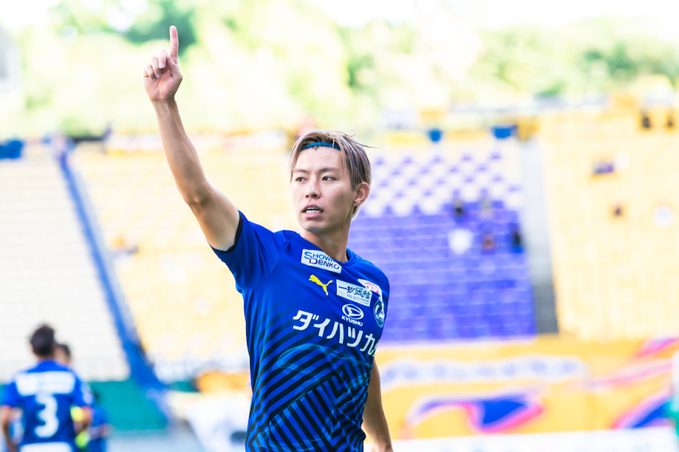 spPyy, 主力右边翼 spPyy, 主力右边翼