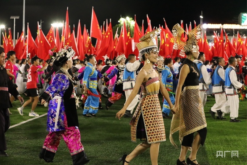 揭幕赛现场, 日消息, UAA 揭幕赛现场, 日消息, UAA